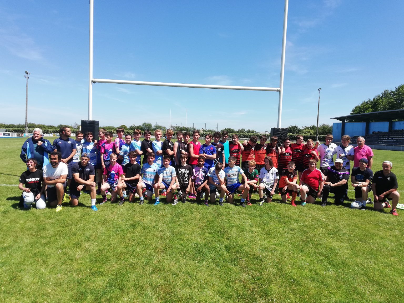 Photo finale des participants au stage U16 - PAC Rugby